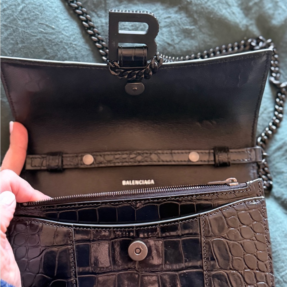 Balenciaga Black Croc-Embossed Clutch - Picture 2 of 4